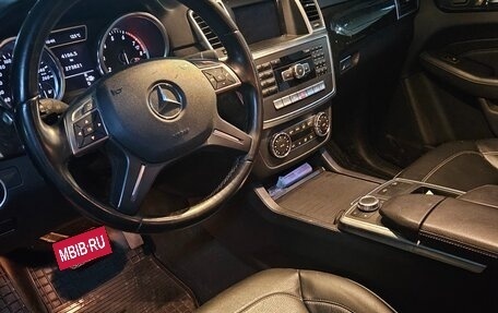 Mercedes-Benz M-Класс, 2012 год, 2 600 000 рублей, 1 фотография