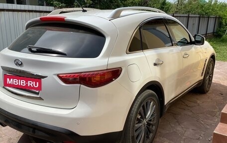 Infiniti FX II, 2010 год, 1 490 000 рублей, 6 фотография