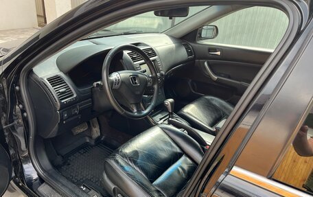 Honda Accord VII рестайлинг, 2005 год, 1 000 000 рублей, 11 фотография