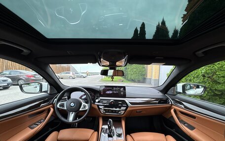 BMW 5 серия, 2021 год, 5 700 000 рублей, 8 фотография