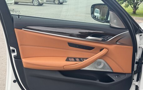 BMW 5 серия, 2021 год, 5 700 000 рублей, 11 фотография