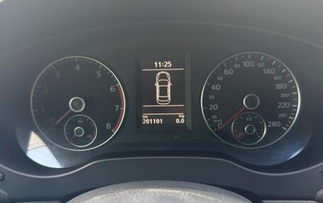 Volkswagen Jetta VI, 2014 год, 750 000 рублей, 3 фотография