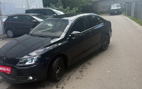 Volkswagen Jetta VI, 2014 год, 750 000 рублей, 10 фотография