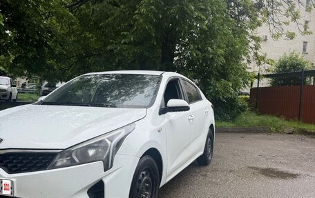 KIA Rio IV, 2020 год, 830 000 рублей, 5 фотография
