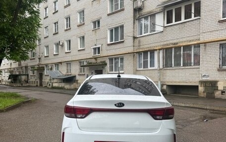 KIA Rio IV, 2020 год, 830 000 рублей, 3 фотография