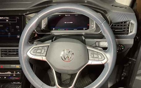 Volkswagen T-Cross I, 2022 год, 1 100 000 рублей, 5 фотография
