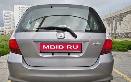 Honda Fit III, 2004 год, 450 000 рублей, 3 фотография