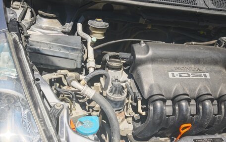 Honda Fit III, 2004 год, 450 000 рублей, 24 фотография