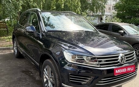Volkswagen Touareg III, 2016 год, 3 490 000 рублей, 2 фотография
