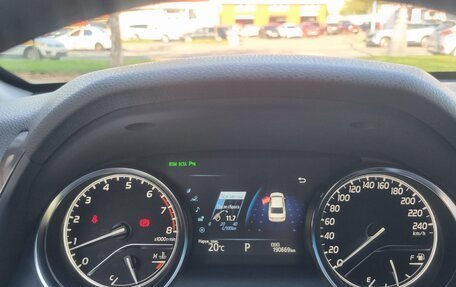 Toyota Camry, 2018 год, 2 650 000 рублей, 13 фотография