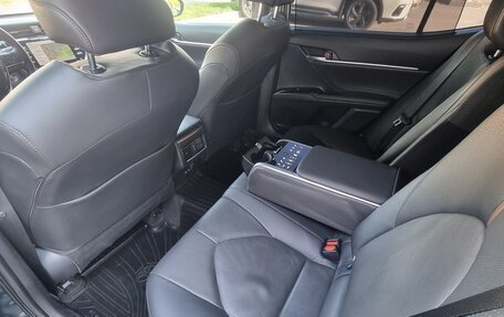 Toyota Camry, 2018 год, 2 650 000 рублей, 14 фотография