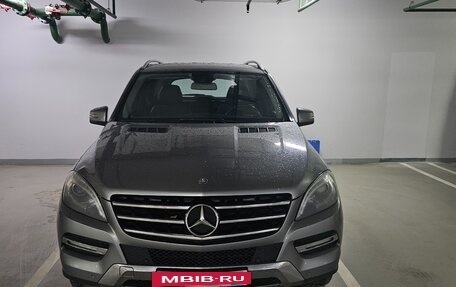 Mercedes-Benz M-Класс, 2012 год, 2 600 000 рублей, 4 фотография