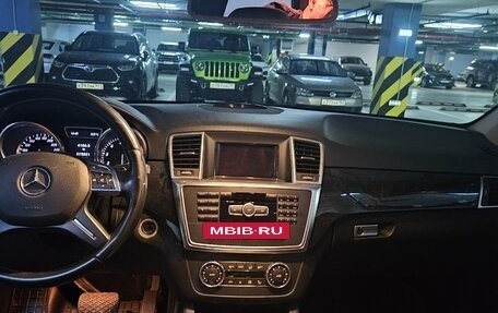 Mercedes-Benz M-Класс, 2012 год, 2 600 000 рублей, 3 фотография