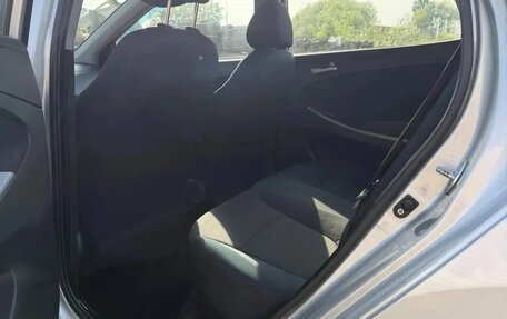 Hyundai Solaris II рестайлинг, 2014 год, 740 000 рублей, 7 фотография