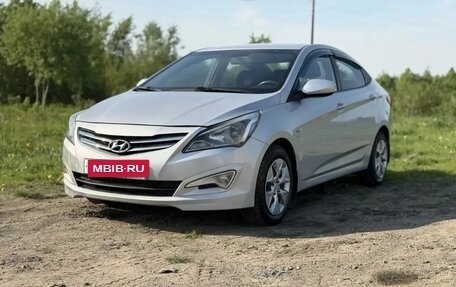 Hyundai Solaris II рестайлинг, 2014 год, 740 000 рублей, 3 фотография