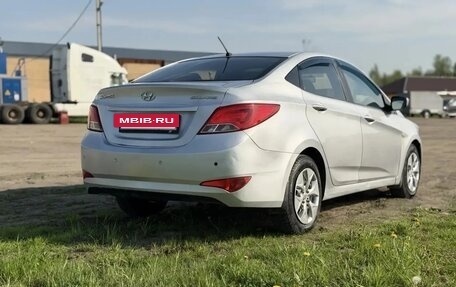 Hyundai Solaris II рестайлинг, 2014 год, 740 000 рублей, 2 фотография