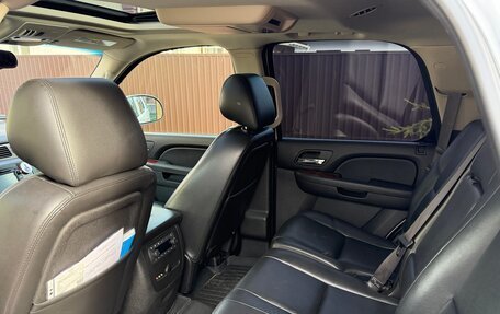 Chevrolet Tahoe III, 2012 год, 2 400 000 рублей, 11 фотография