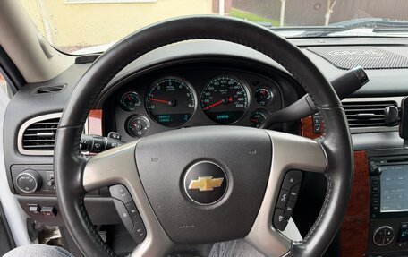 Chevrolet Tahoe III, 2012 год, 2 400 000 рублей, 21 фотография
