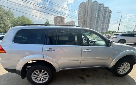 Mitsubishi Pajero Sport II рестайлинг, 2013 год, 2 050 000 рублей, 4 фотография