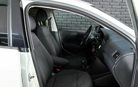 Volkswagen Polo VI (EU Market), 2013 год, 670 000 рублей, 12 фотография