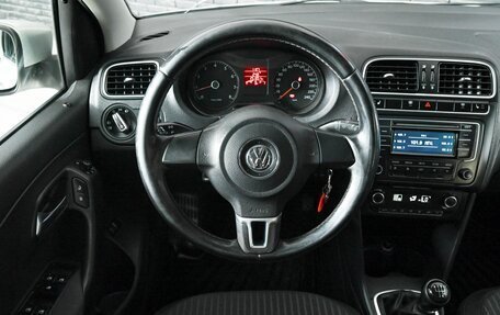 Volkswagen Polo VI (EU Market), 2013 год, 670 000 рублей, 11 фотография