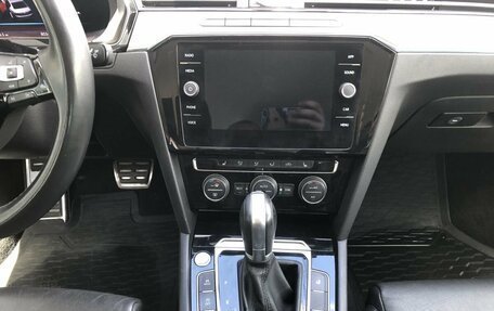 Volkswagen Passat B8 рестайлинг, 2019 год, 2 664 500 рублей, 14 фотография