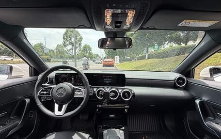 Mercedes-Benz A-Класс, 2022 год, 1 650 000 рублей, 6 фотография