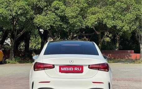 Mercedes-Benz A-Класс, 2022 год, 1 710 000 рублей, 5 фотография