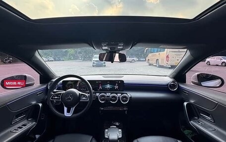 Mercedes-Benz A-Класс, 2022 год, 1 710 000 рублей, 9 фотография