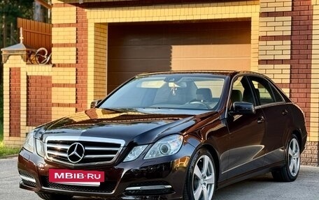 Mercedes-Benz E-Класс, 2013 год, 1 750 000 рублей, 4 фотография