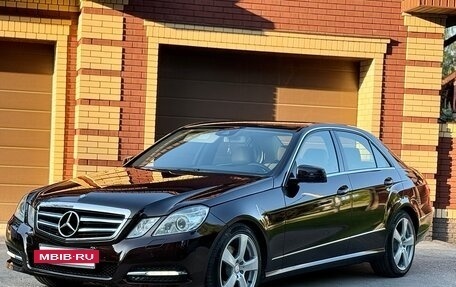 Mercedes-Benz E-Класс, 2013 год, 1 750 000 рублей, 9 фотография