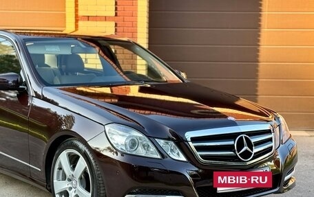 Mercedes-Benz E-Класс, 2013 год, 1 750 000 рублей, 10 фотография