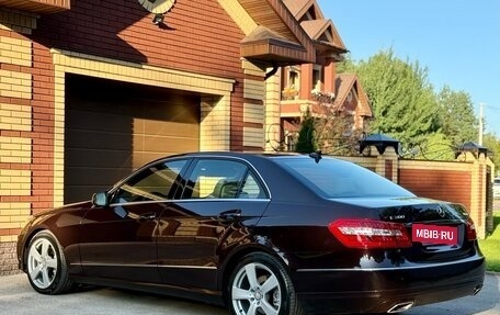 Mercedes-Benz E-Класс, 2013 год, 1 750 000 рублей, 11 фотография