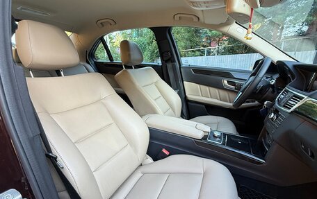 Mercedes-Benz E-Класс, 2013 год, 1 750 000 рублей, 22 фотография