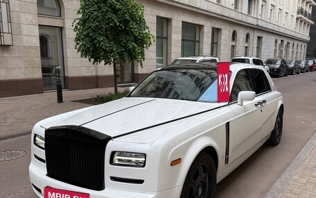 Rolls-Royce Phantom VII рестайлинг, 2004 год, 15 900 000 рублей, 2 фотография