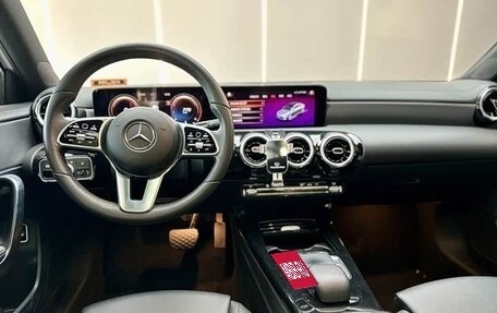 Mercedes-Benz A-Класс, 2022 год, 1 730 000 рублей, 8 фотография