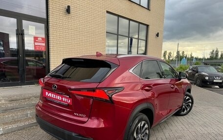 Lexus NX I, 2018 год, 4 100 000 рублей, 8 фотография