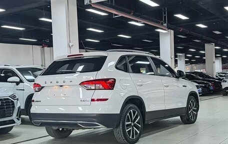 Skoda Kamiq I, 2022 год, 1 350 000 рублей, 6 фотография