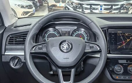 Skoda Kamiq I, 2022 год, 1 350 000 рублей, 9 фотография