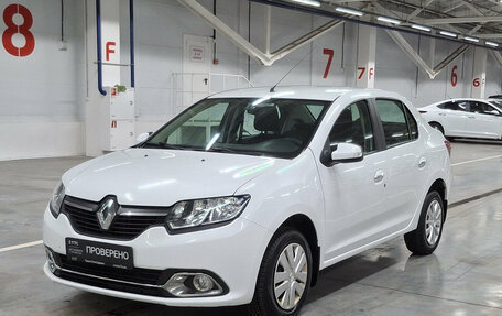 Renault Logan II, 2017 год, 815 000 рублей, 1 фотография