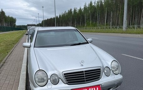 Mercedes-Benz E-Класс, 2000 год, 380 000 рублей, 1 фотография