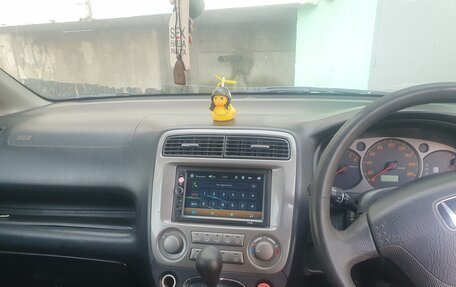 Honda Stream I рестайлинг, 2002 год, 600 000 рублей, 10 фотография
