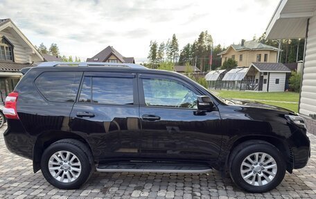 Toyota Land Cruiser Prado 150 рестайлинг 2, 2015 год, 3 250 000 рублей, 9 фотография
