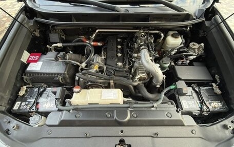 Toyota Land Cruiser Prado 150 рестайлинг 2, 2015 год, 3 250 000 рублей, 14 фотография
