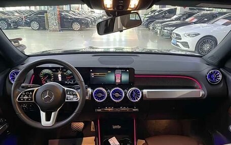 Mercedes-Benz GLB, 2022 год, 2 500 006 рублей, 21 фотография