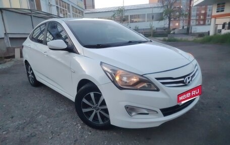 Hyundai Solaris II рестайлинг, 2014 год, 750 000 рублей, 3 фотография