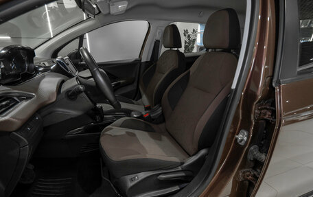 Peugeot 2008 II, 2014 год, 875 000 рублей, 9 фотография