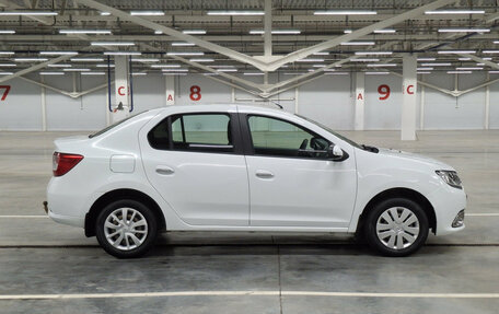 Renault Logan II, 2017 год, 815 000 рублей, 5 фотография