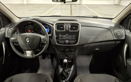 Renault Logan II, 2017 год, 815 000 рублей, 17 фотография