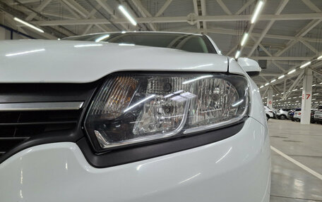 Renault Logan II, 2017 год, 815 000 рублей, 21 фотография